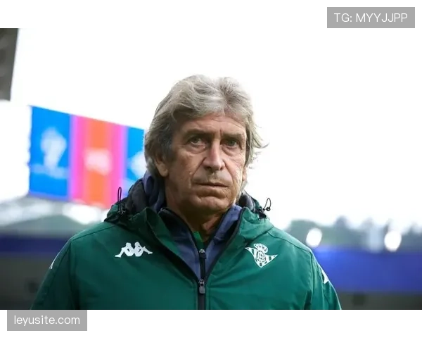 皇家贝蒂斯主帅佩莱格里尼赛前确认,将针对奥萨苏纳的长传转换进行调整