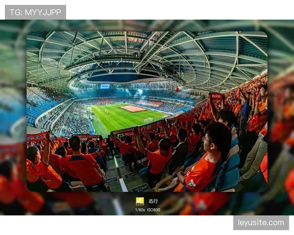 通讯:为纪念俱乐部成立百年,塞维利亚举办大型社区足球节